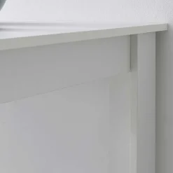 Bartisch in Weiß Salverna