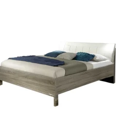 Bett Einar
