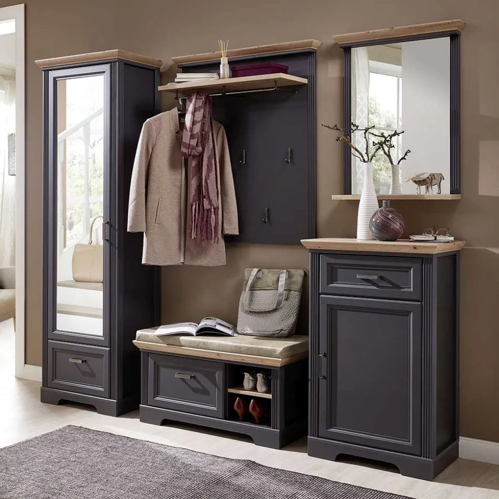 Garderobe Valgura