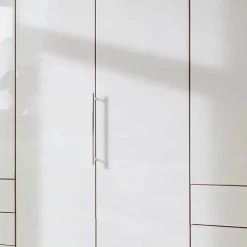 Großer Kleiderschrank Cnutria
