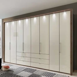 Kleiderschrank Flatbay