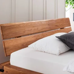 Landhaus Balken Bett massiv Linie
