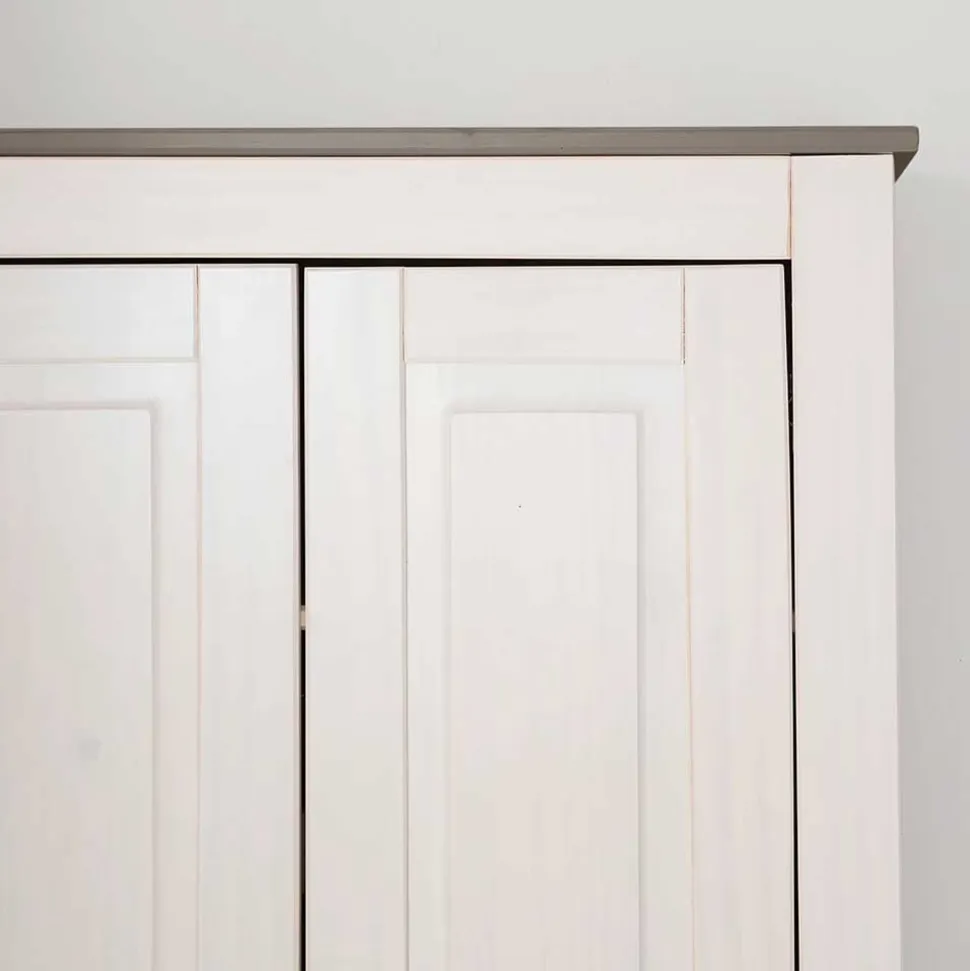 Massivholzschrank Metrianos