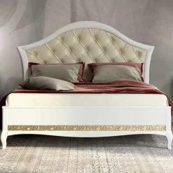 Neorenaissance Bett und Kommoden Jedvila
