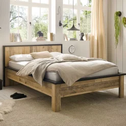 Rustikales Landhaus Bett Studiana