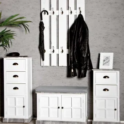 Wandgarderobe Vester